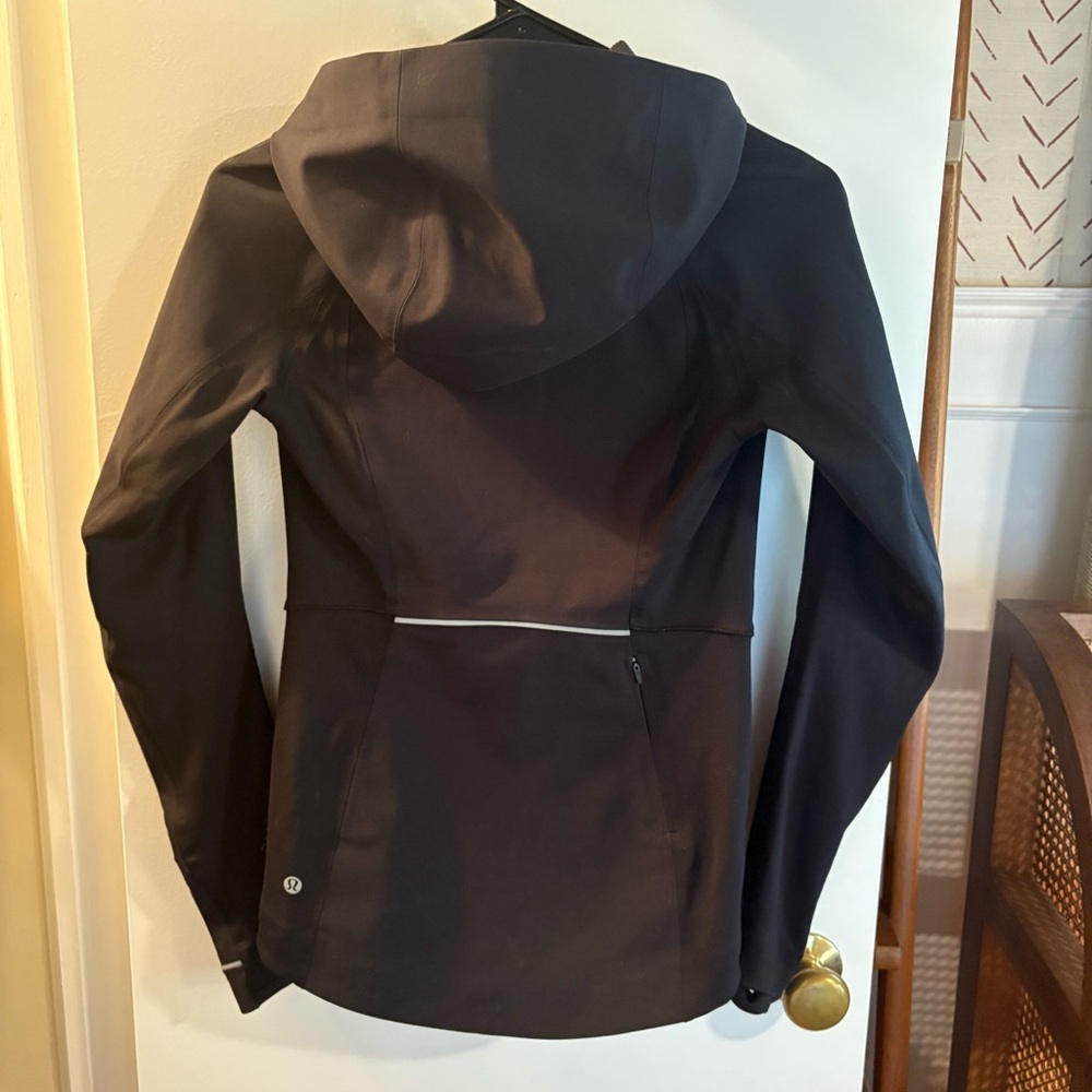 Lululemon | Lightweight Jacket - Picture 6 of 8